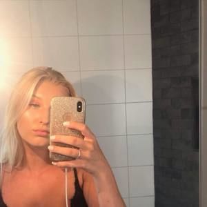 Meet your Posher, Ebba